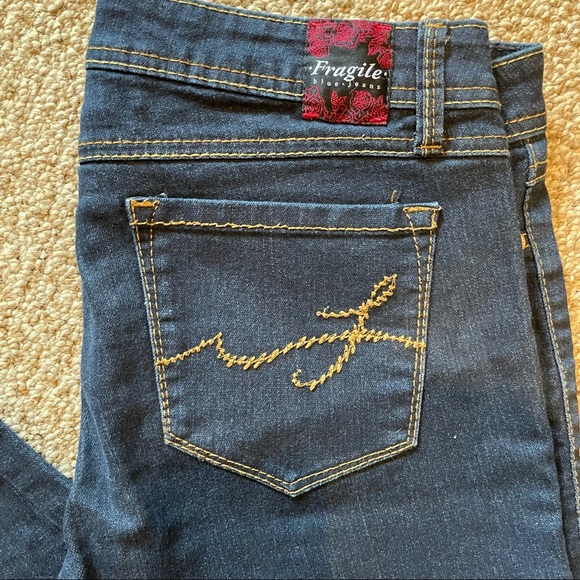 Juniors Fragile Jeans - Picture 4 of 6
